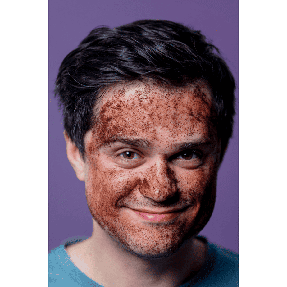 how to use face scrub