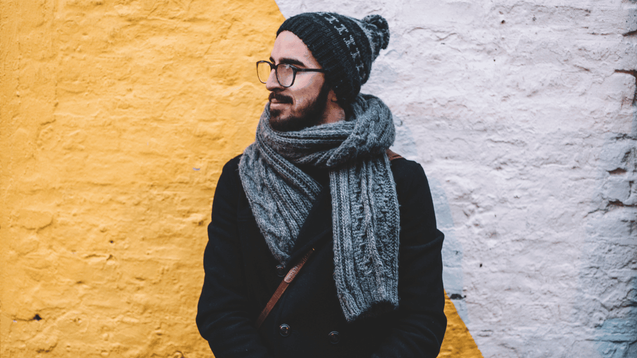 benefits of wearing a scarf