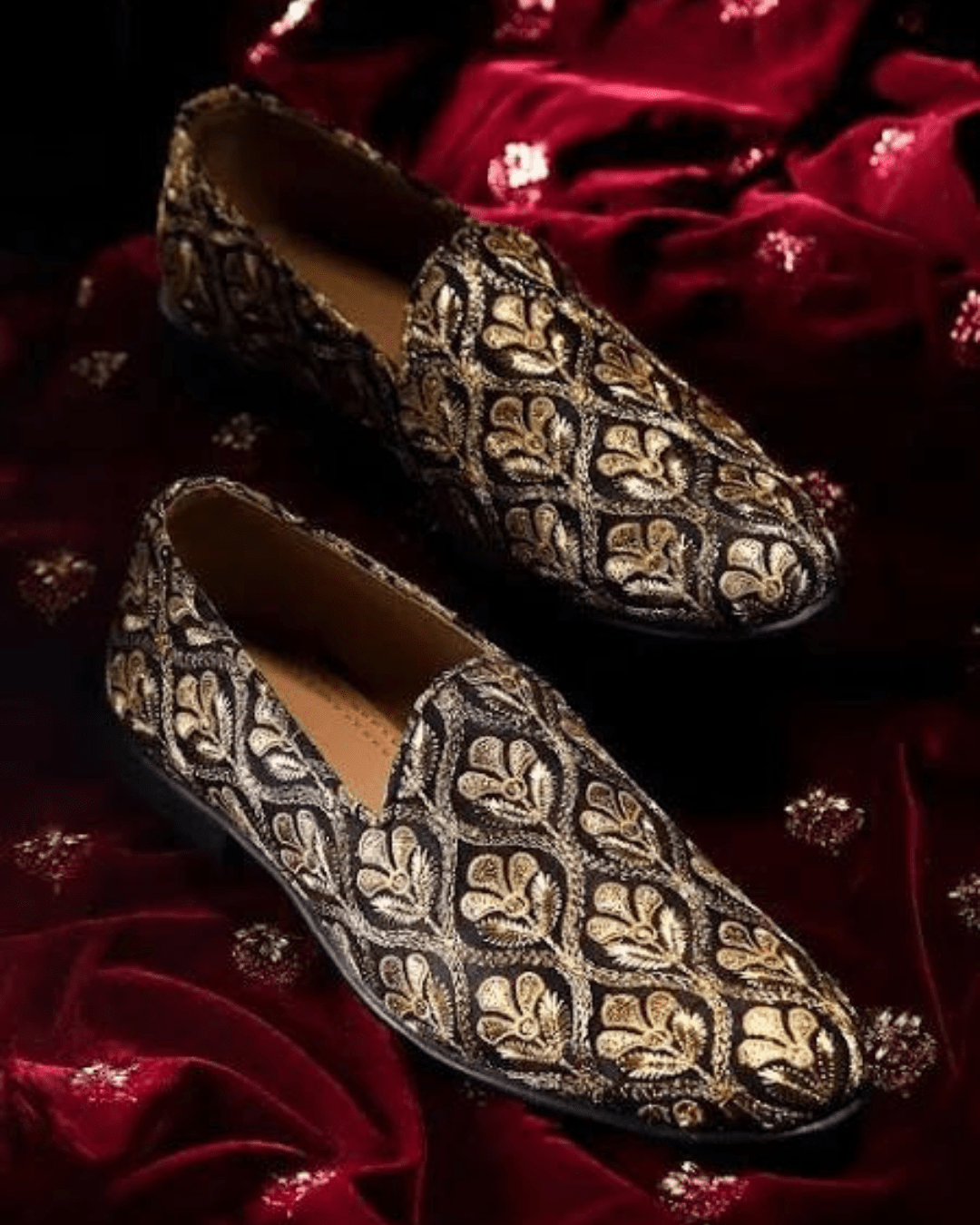 embroidered shoes - diwali outfit ideas mens