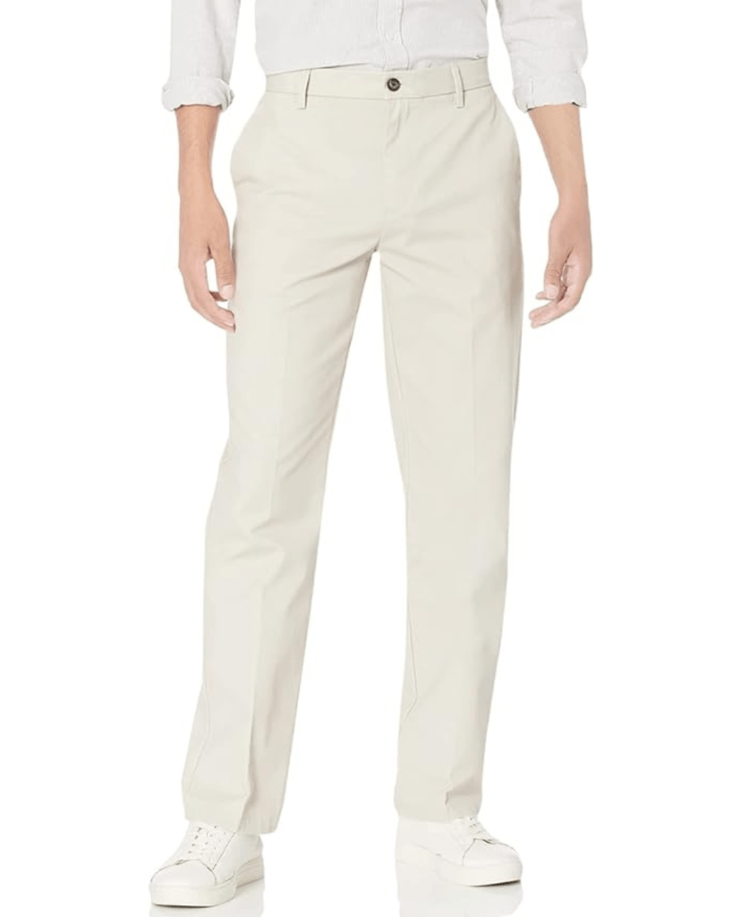 Amazon Essentials Men's Classic-Fit Wrinkle-Resistant Flat-Front Chino Pant (Available in Big & Tall)