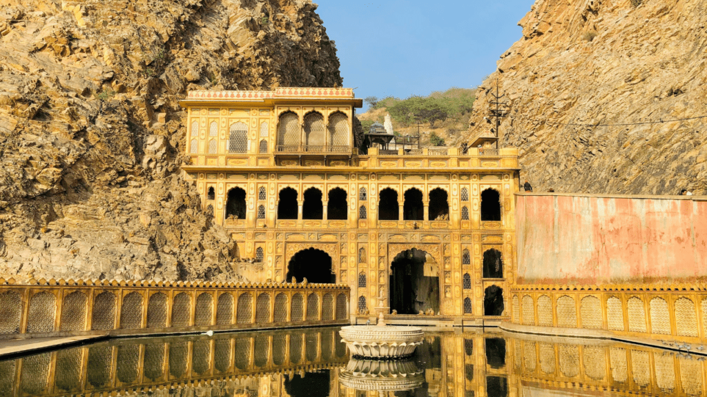 THE GOLDEN CITY - JAIPUR for best places to visit in india
