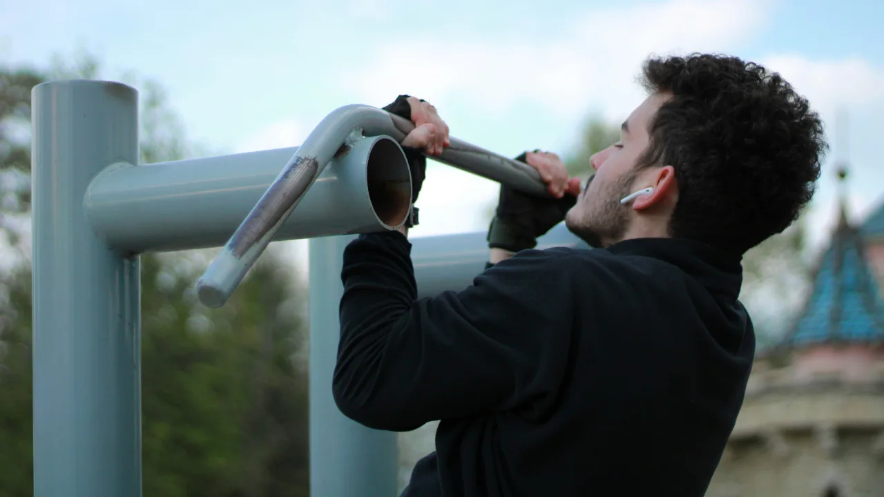 How to Chin-Up with Perfect Form: Master Your First Rep