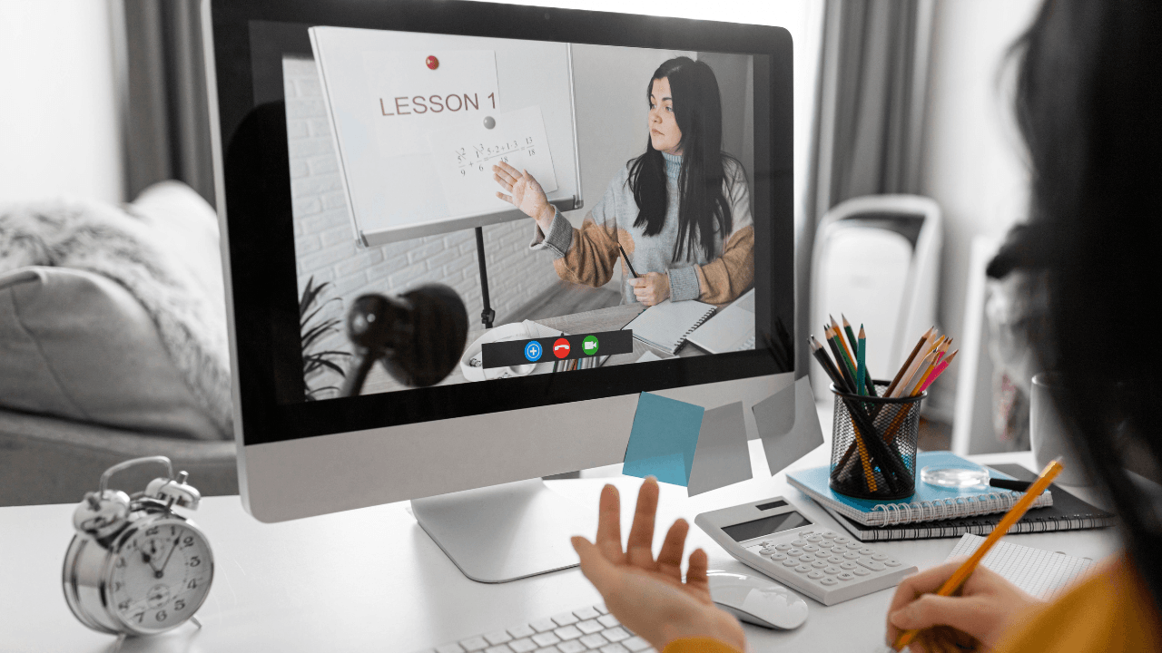 How to Start Online Tutoring and Make $500+/Week From Home