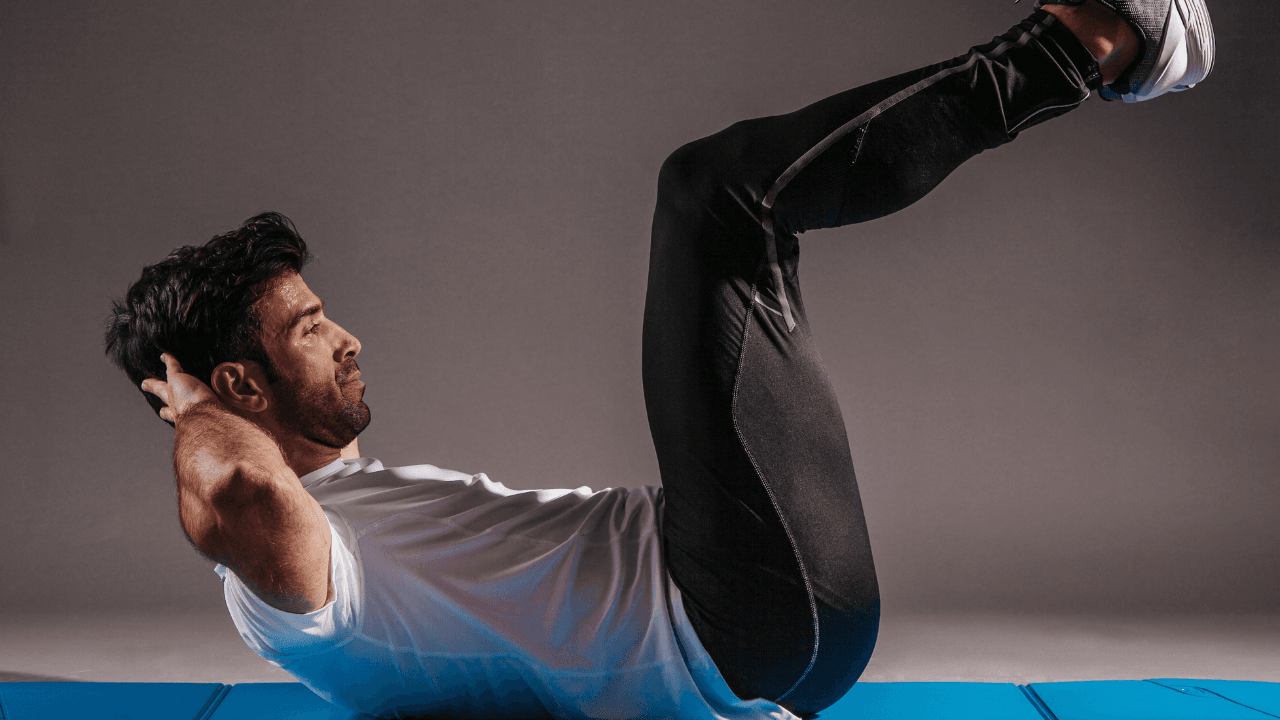 How to Do Dead Bugs Correctly for Stronger Abs