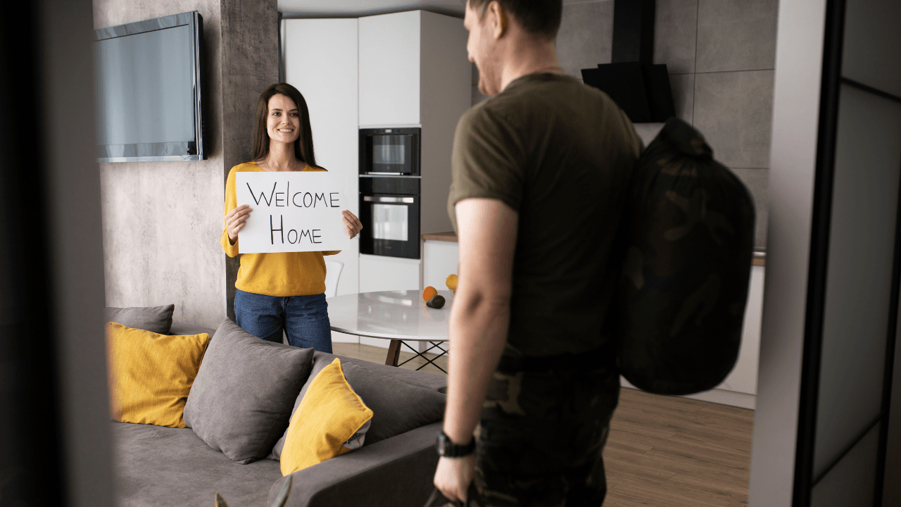 How to Rent Out a Room on Airbnb (Earning Passive Income)